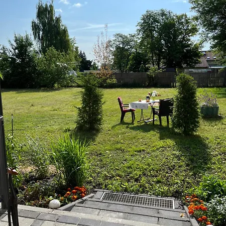 Im Gruenen アパート *